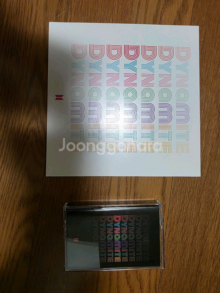 방탄 앨범, 포토카드, 응원봉 등--2