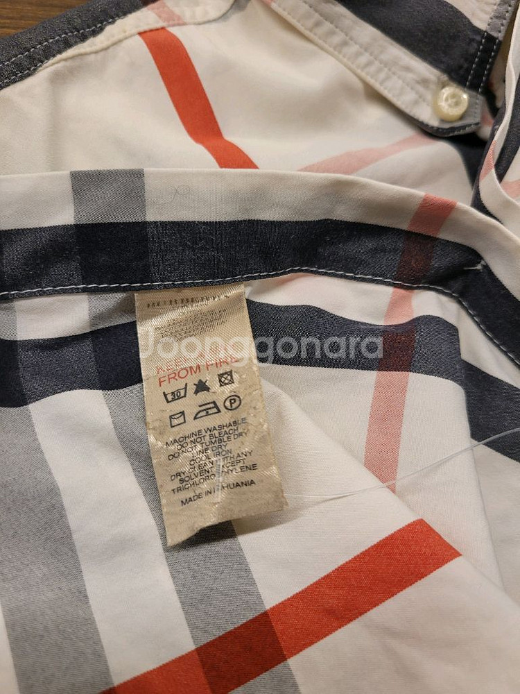 버버리 체크 반팔셔츠 여성 XS--4