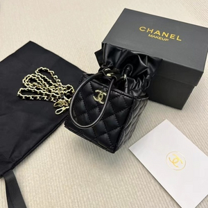 샤넬뷰티 클러치백