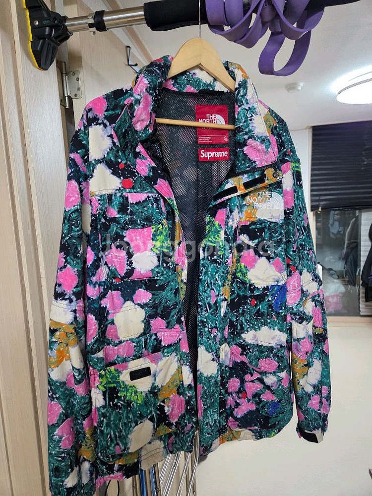 슈프림 x 노스페이스 트레킹 컨버터블 자켓 플라워자켓--0