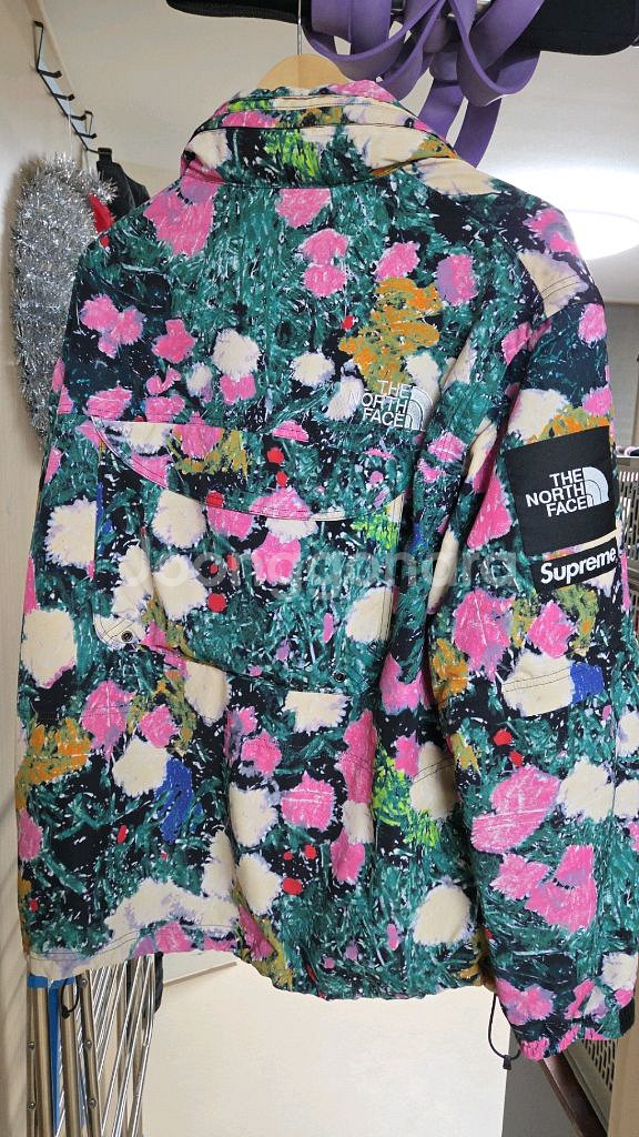 슈프림 x 노스페이스 트레킹 컨버터블 자켓 플라워자켓--6