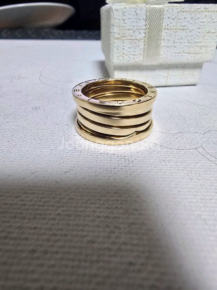 18k 불가리 비제로원 4밴드링 정품반지--0