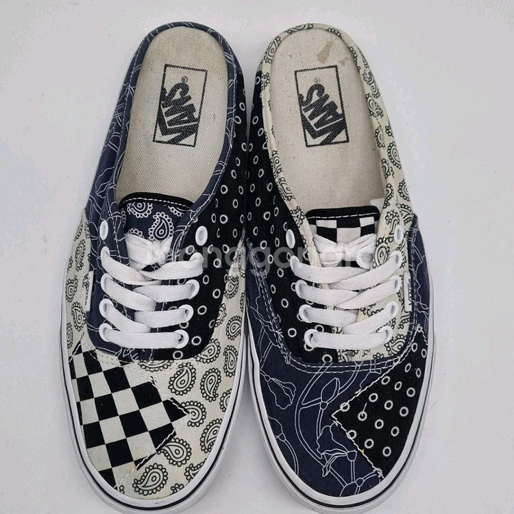 반스 어센틱 패턴뮬 270.--1