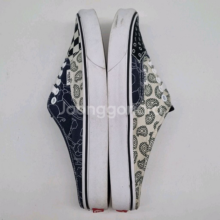 반스 어센틱 패턴뮬 270.--4