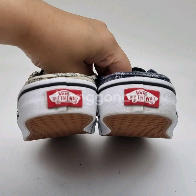 반스 어센틱 패턴뮬 270.--3