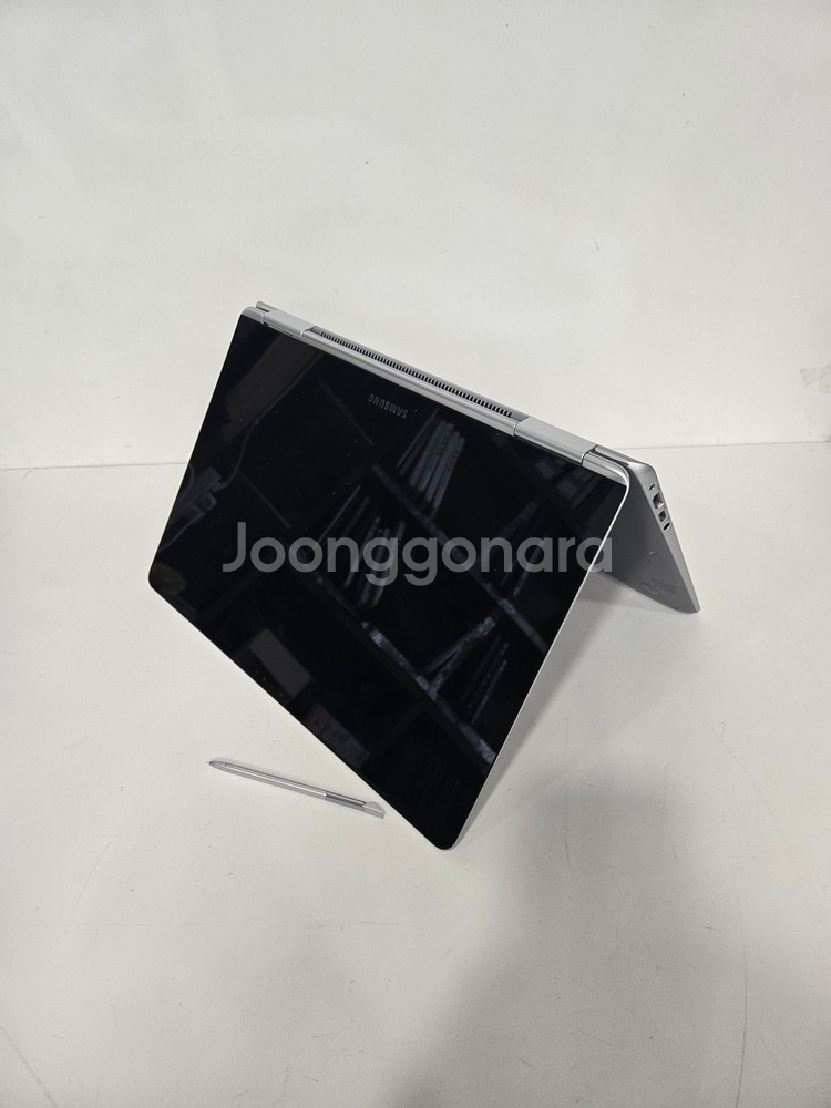 988번 삼성 15인치 터치스크린 업무용 중고노트북--1