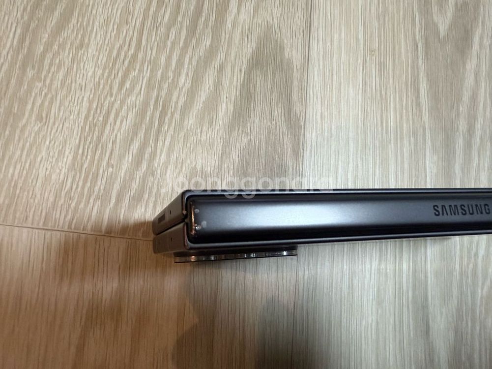 갤럭시Z 폴드5 256gb 그레이 자급제 A급--9