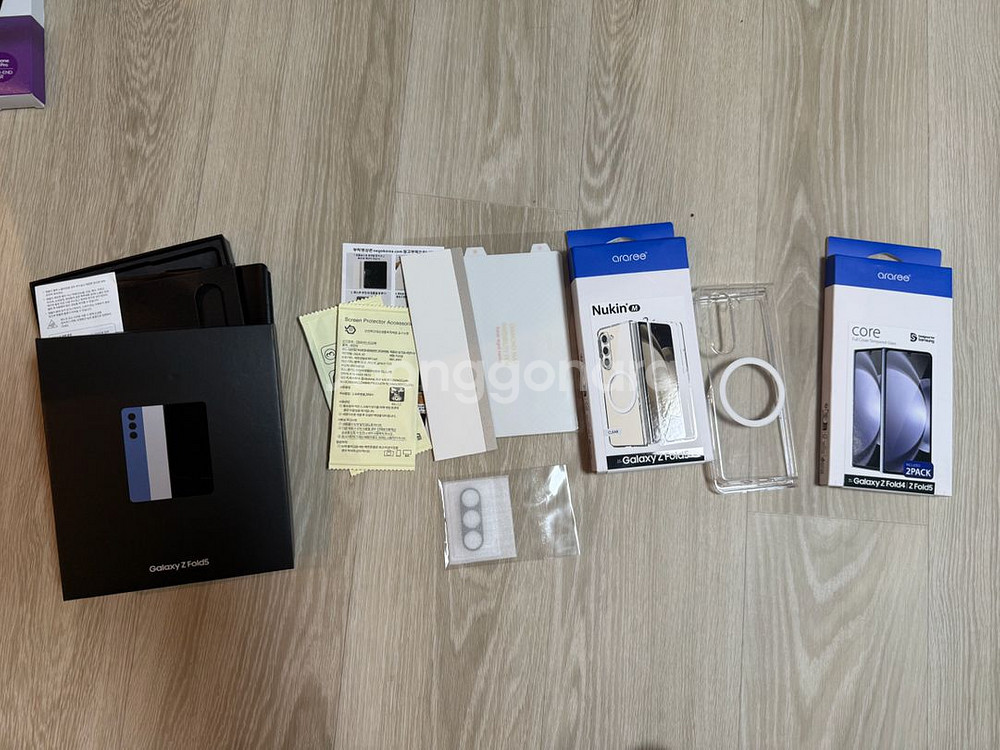 갤럭시Z 폴드5 256gb 그레이 자급제 A급--7