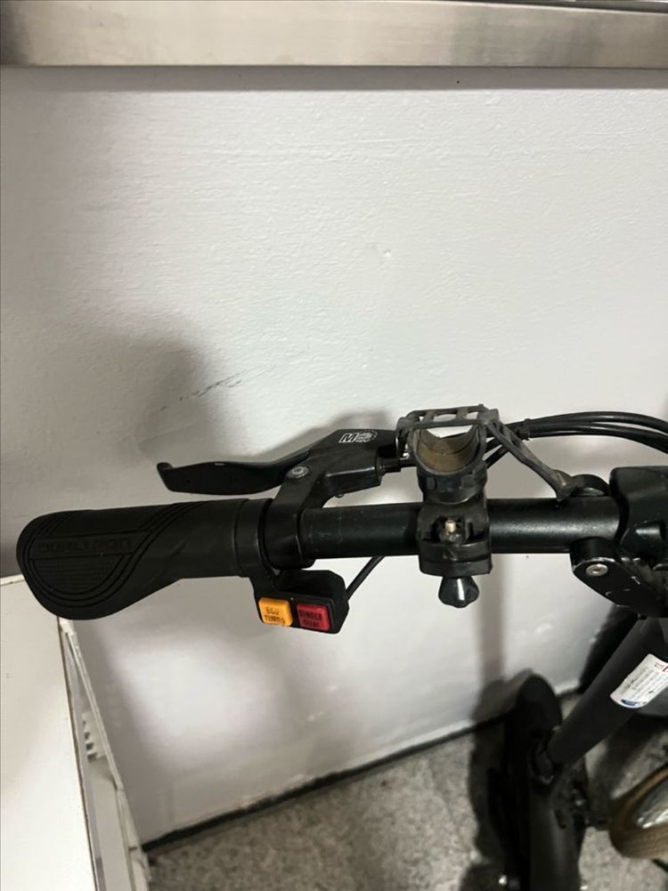 전동킥보드 듀얼트론2ex+ 이미지