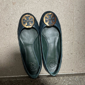 토리버치 정품 플랫슈즈 그린 260mm