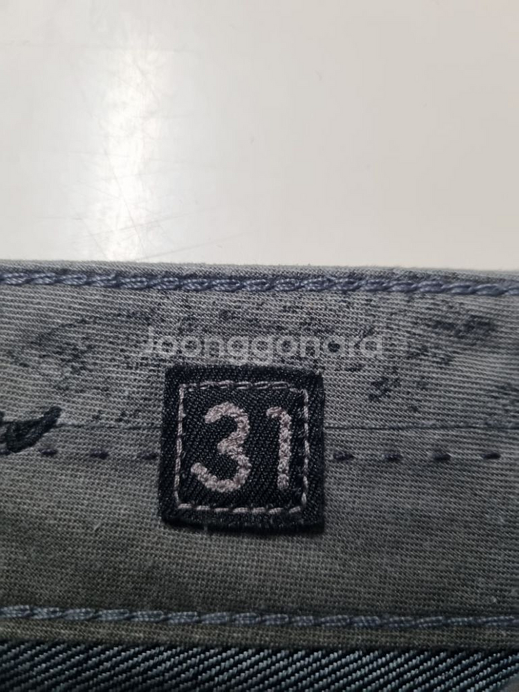 32)게스 로스앤젤레스 가죽패치 데님 생지 워싱 일자청--5