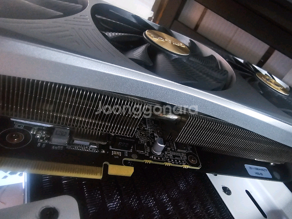 zotac rtx 4070 ti trinity--5
