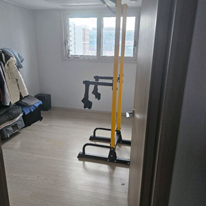 턱걸이 기구
