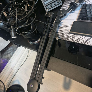 블루예티 x 마이크 암 스탠드 암 쇼크마운트 포함