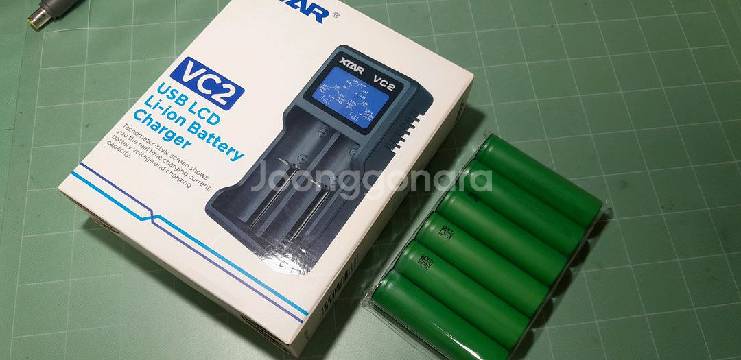 XTAR 충전기. 18650 배터리 6EA--0