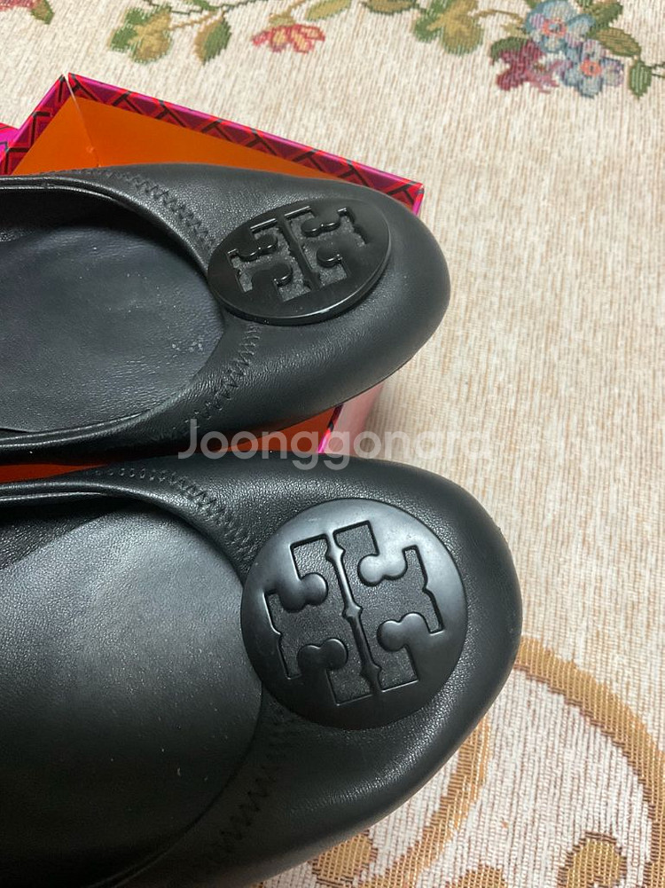 토리버치 발레슈즈 255-260--1