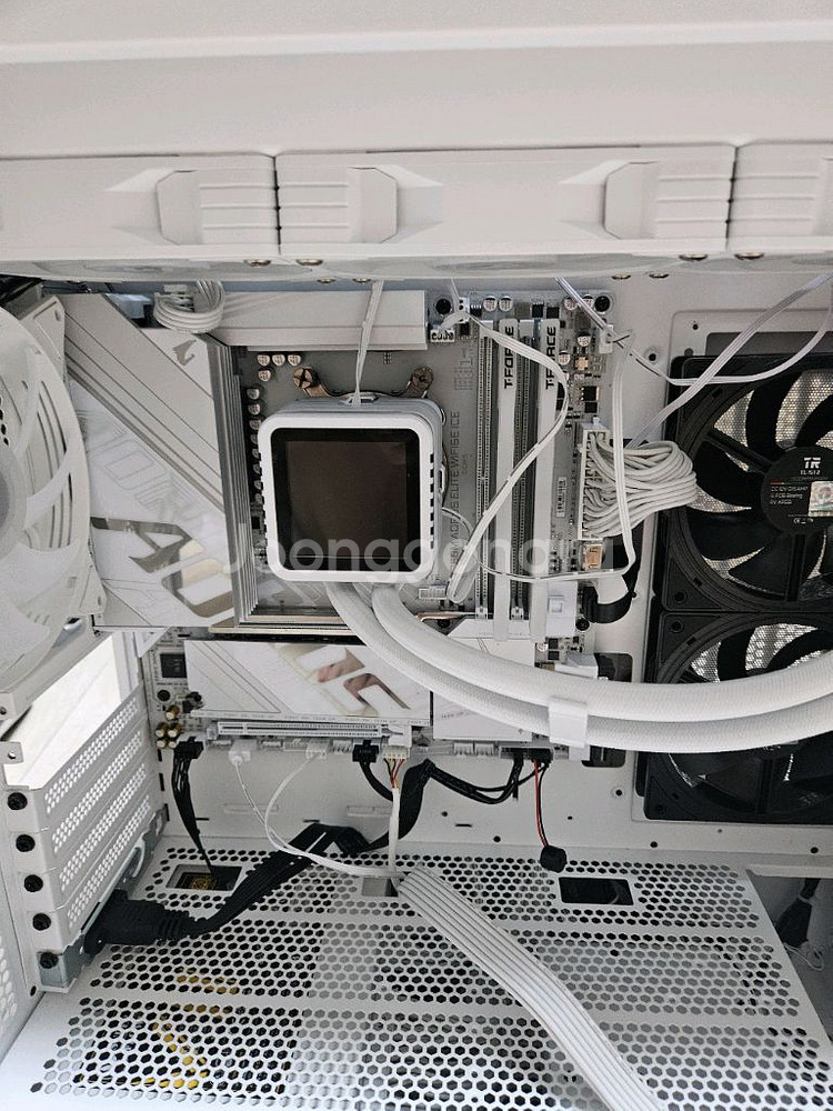 잘만 알파2 DS A36 수냉쿨러 팔아요..!--1