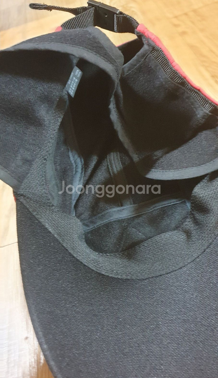 레드 컬러 캡모자 여성 겨울 기모 방한 모자--4