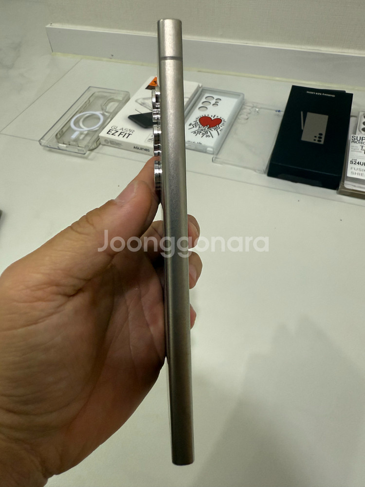 갤럭시s24울트라 512g 자급제 팝니다.--1