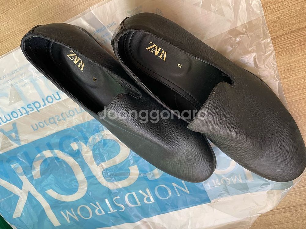 자라 로퍼 구두--0