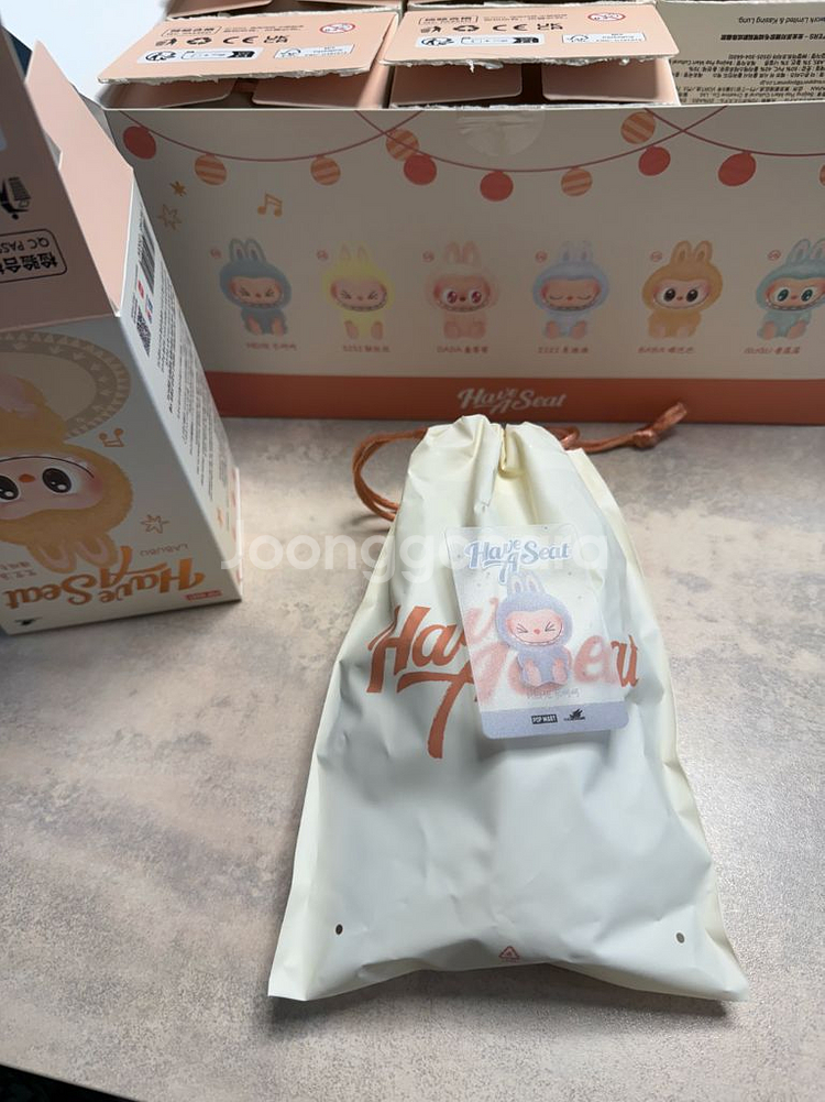 라부부 나랑 같이 놀자 싱글벙글 헤헤(HEHE) 새상품--0