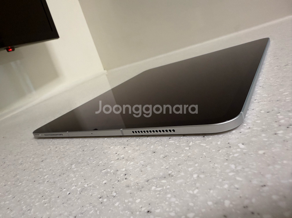 아이패드프로 13 m4 256gb +매직키보드--4