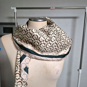 미착용 고급스런 패턴 스카프