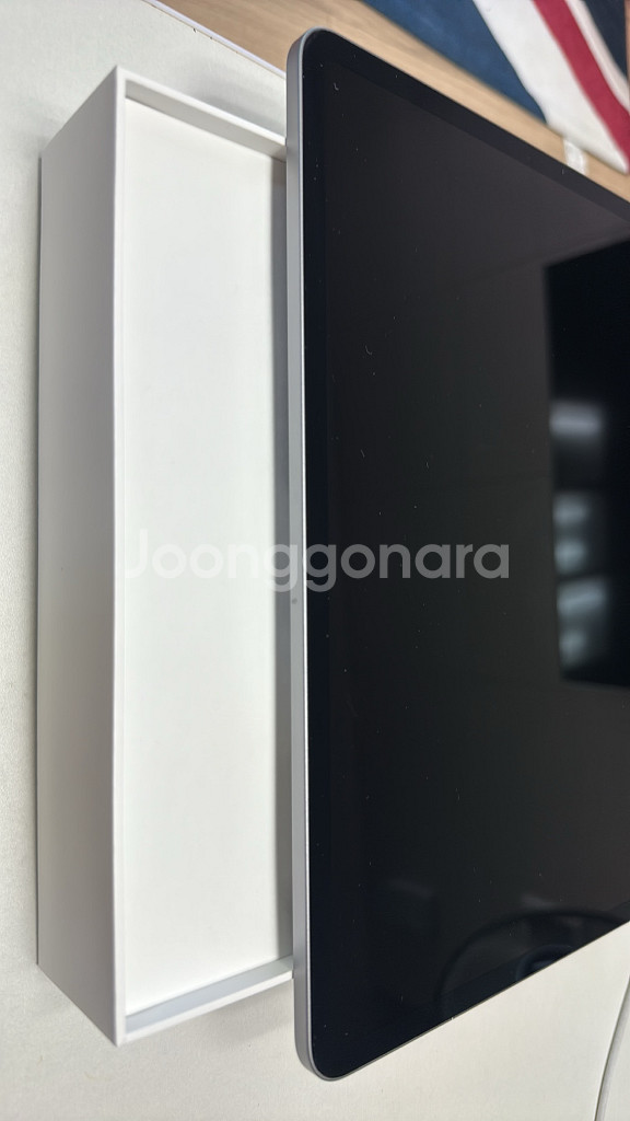iPad Air 13 (M2) 스페이스 그레이 128G--7