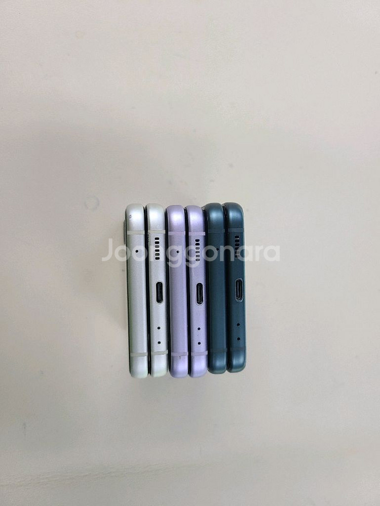 갤럭시플립3 256G 무잔상 상태굿 ^^--3