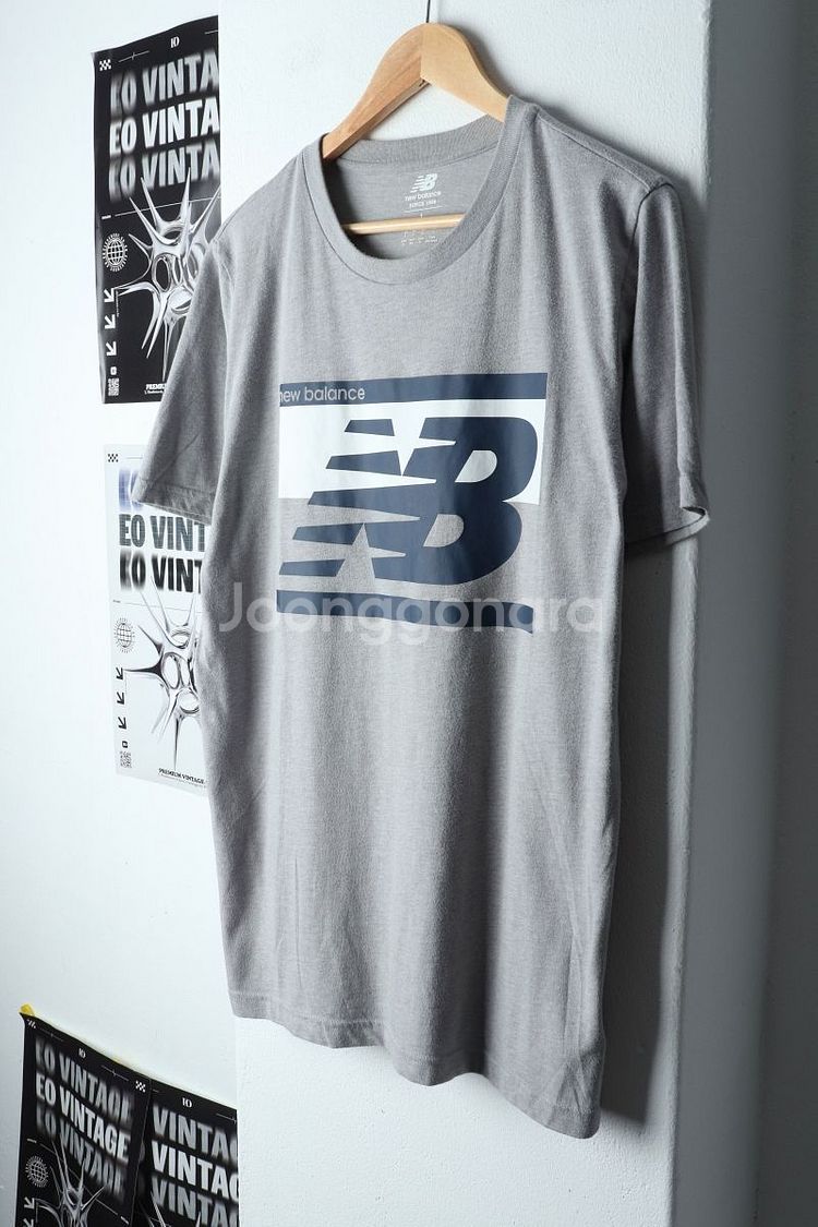 (L-XL) 뉴발란스 반팔 티셔츠 그레이 올드스쿨--0