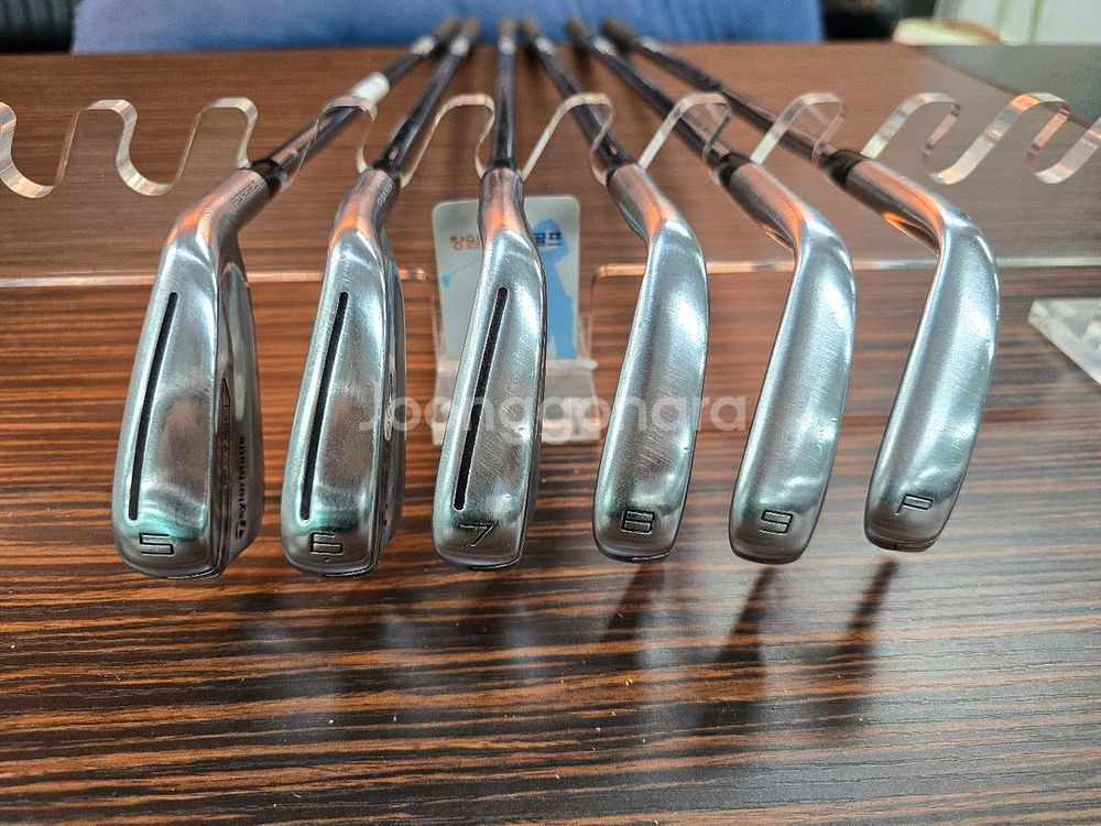 테일러메이드 P-790 아이언 세트--3