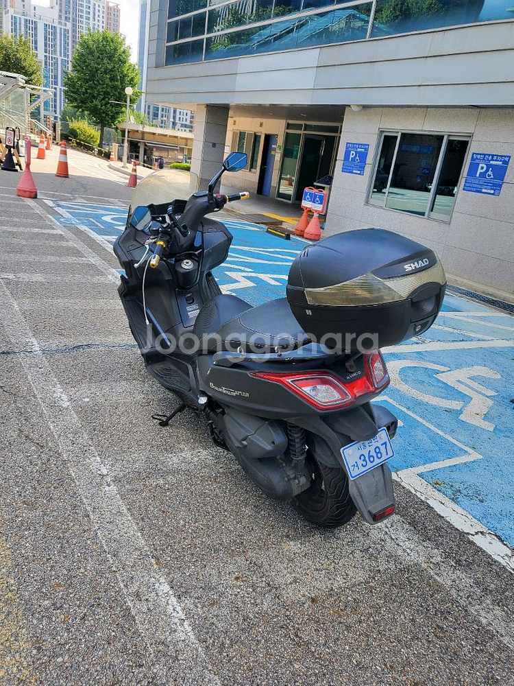 킴코 다운타운 ST125i 18년식 스쿠터--3