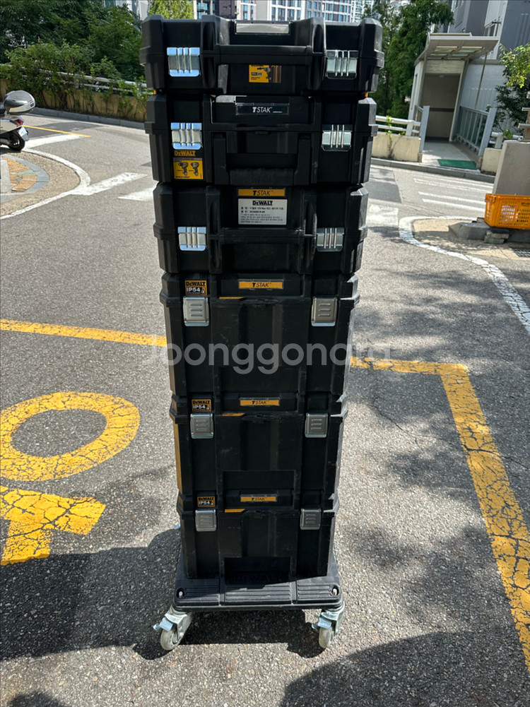디월트 티스텍 공구박스 판매합니다--6