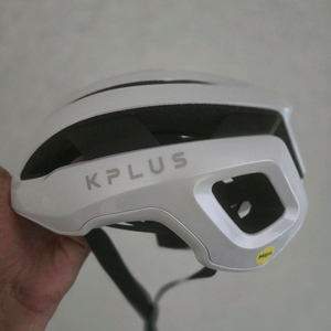 KPLUS NOVA 헬멧 판매합니다