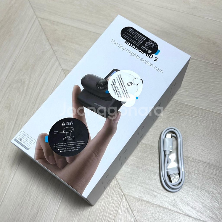 인스타360 GO3 액션번들 128G 블랙 판매합니다.--4