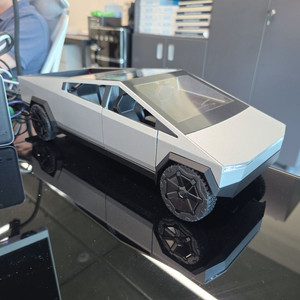 테슬라 사이버트럭 미니PC 판매합니다 8845hs 외