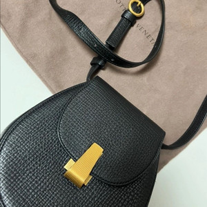 보테가베네타 팔멜라토백