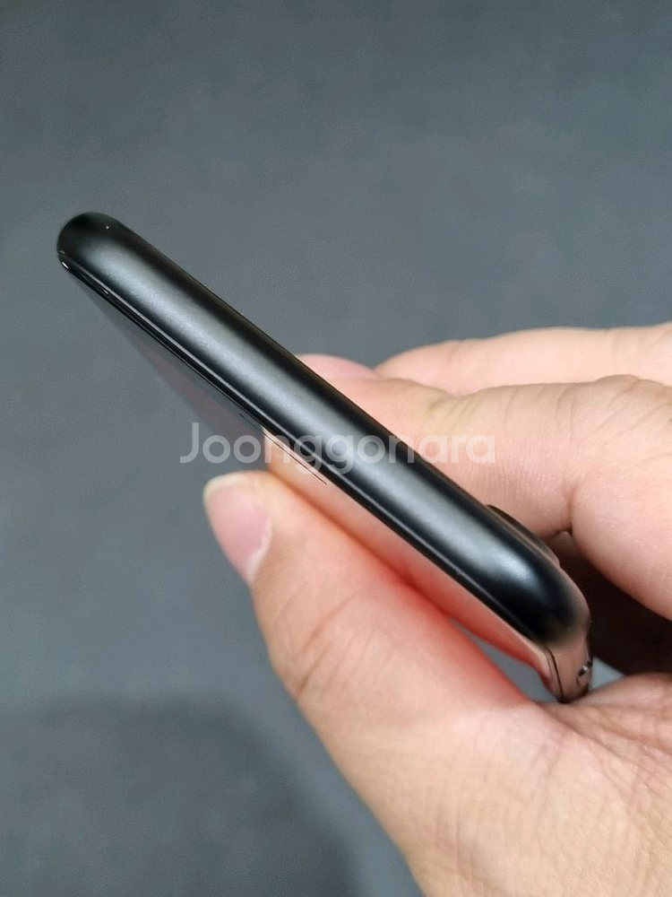 아이폰7 32GB 블랙 배터리 100%--4