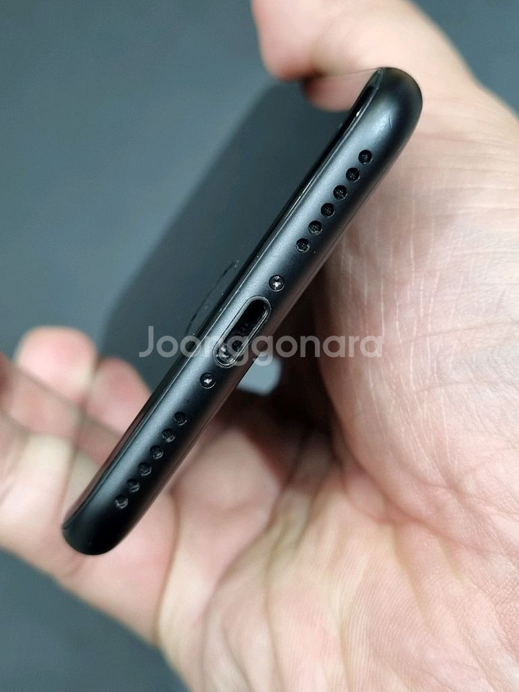 아이폰7 32GB 블랙 배터리 92%--6