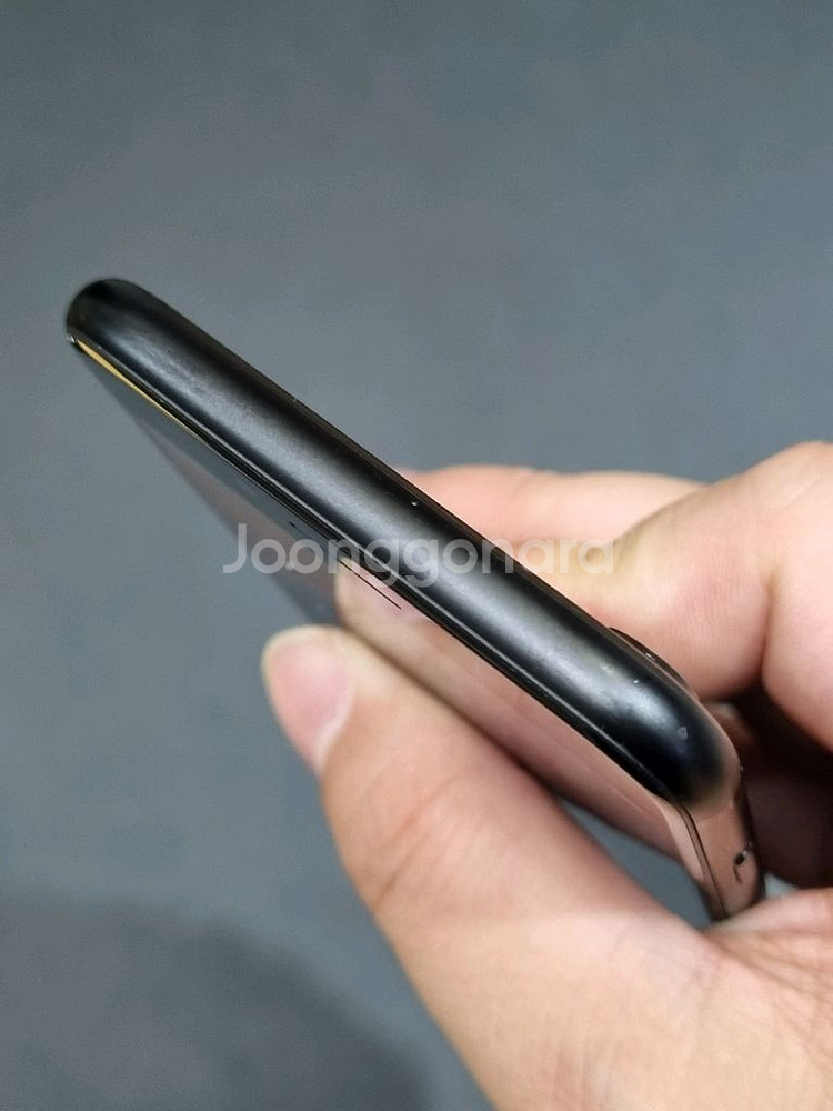 아이폰7 32GB 블랙 배터리 94%--4
