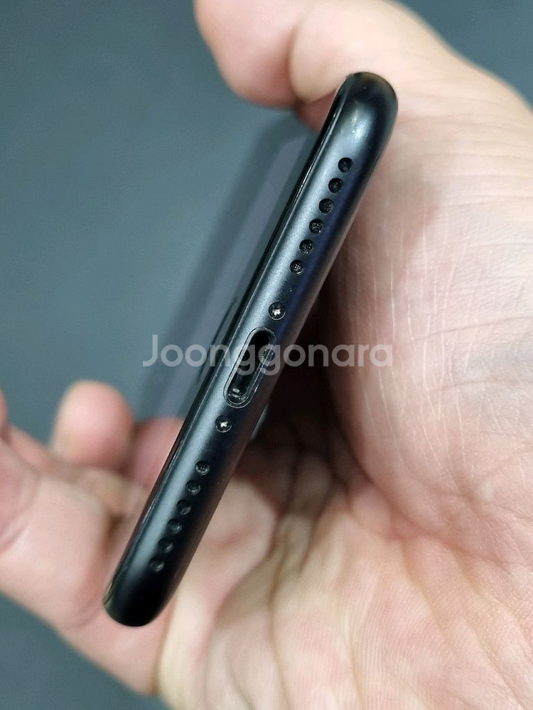 아이폰7 32GB 블랙 배터리 94%--6