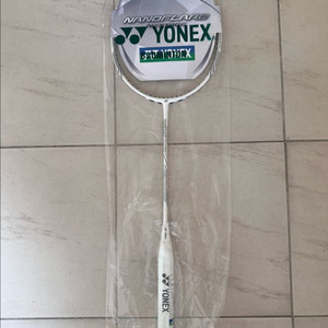 요넥스 나노플레어 넥스테이지 4U 새상품 팝니디