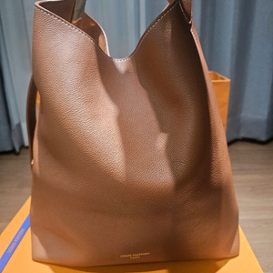 루이비통 로우 키 꼬냑 호보백 MM 이미지
