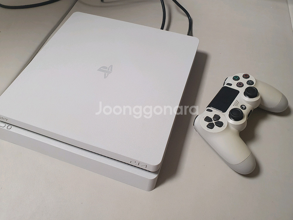 ps4 슬림 화이트 펌웨어 7.51 팔아요--0