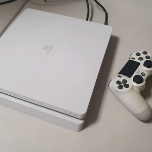 ps4 슬림 화이트 펌웨어 7.51 팔아요
