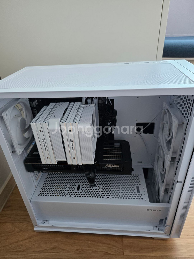 고성능 게이밍 컴퓨터 7800x3d+rx9070--6