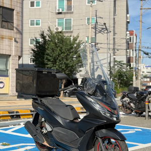 10_21년식 pcx125 6.4만km 배달셋팅 팔아요