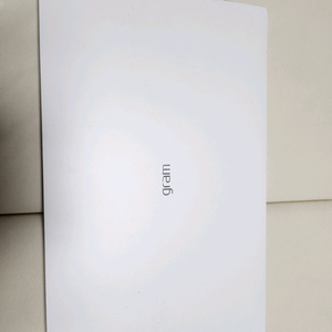 2020년 엘지 그램 15인치 i7모델 노트북팝니다