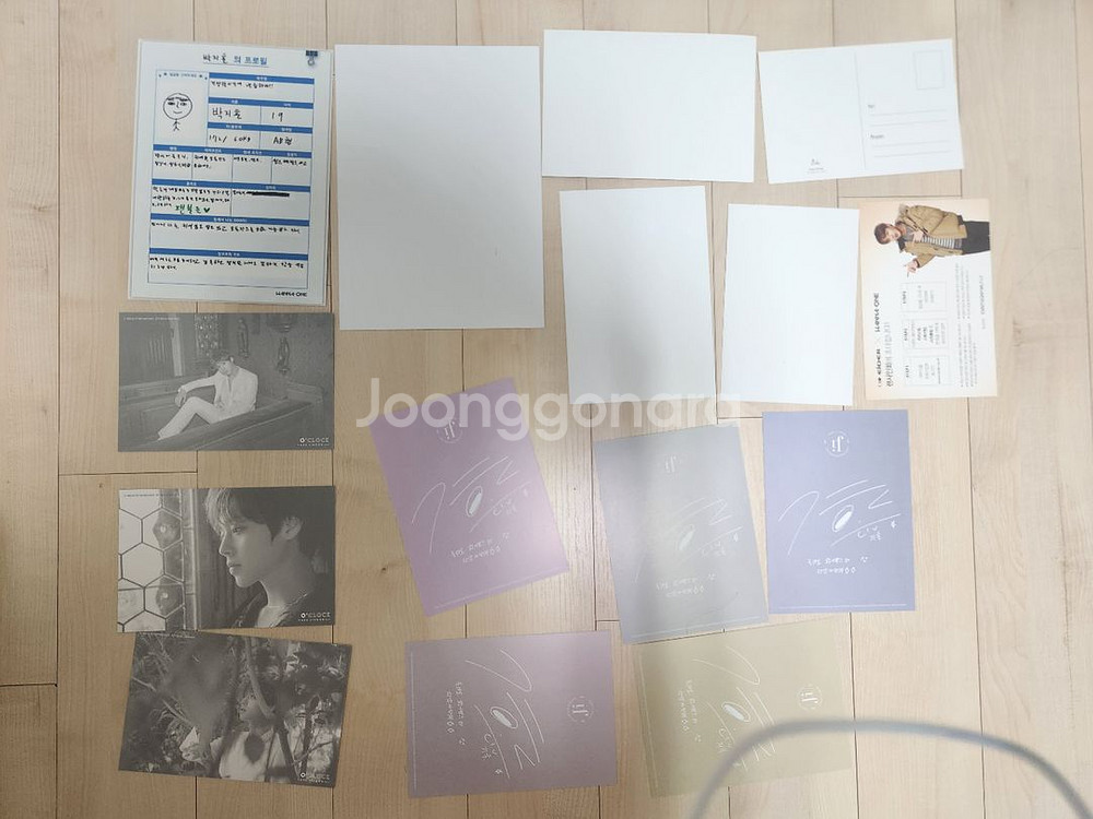 박지훈 공식 빅포카 엽서 하자 있음--1