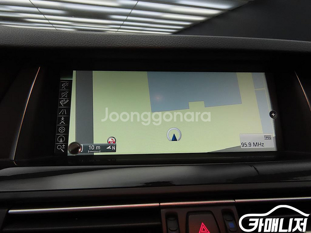 [BMW]5시리즈 (F10) 528i xDrive #앱--9